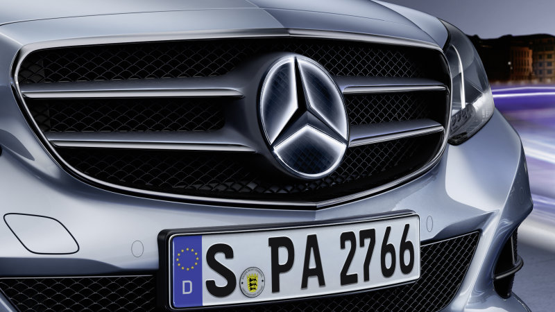 Mercedes-Benz recalls GLE, GLS over light-up logo problem