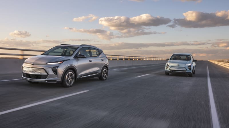 2022 Chevy Bolt EUV and Bolt EV: new styling, interiors lower prices